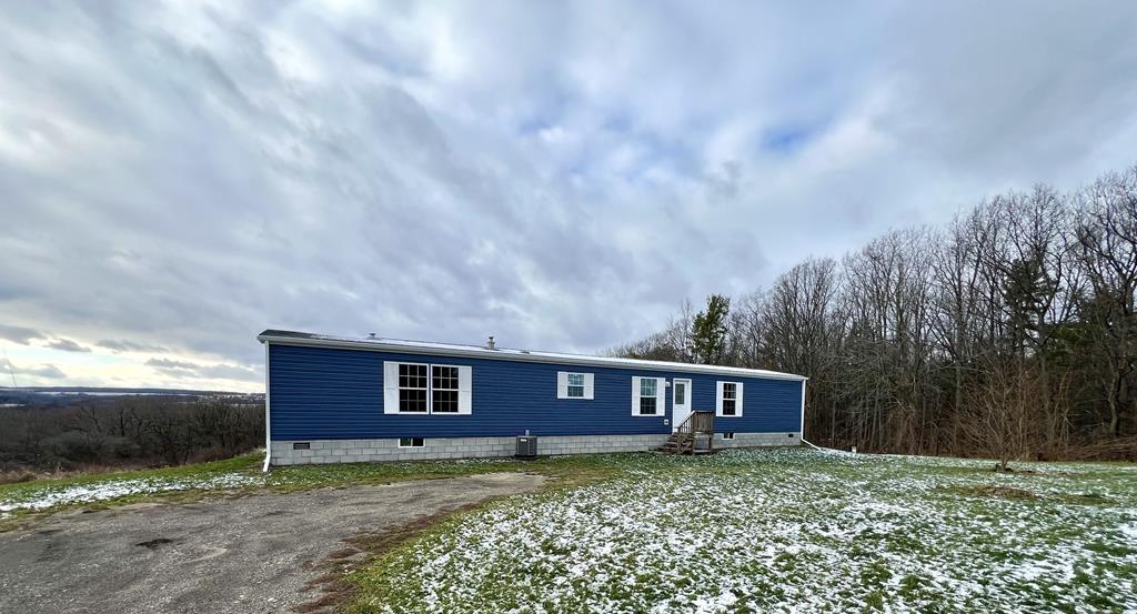 Finger Lake Real Estate Property - EC278110